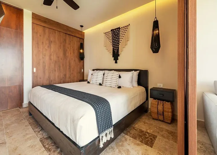 Paravian 606, 1-bedroom Condo, Apartment